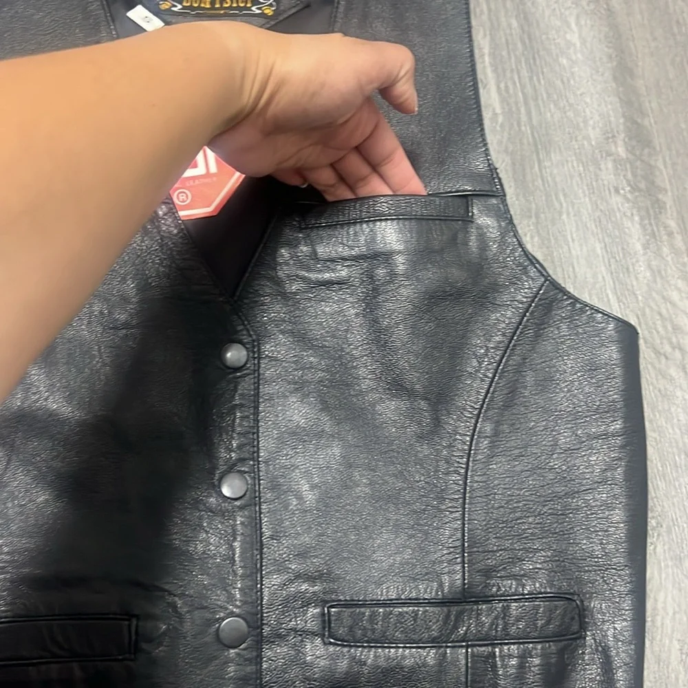Don’t Stop Classics Black Leather Vest with Button Closure /size S